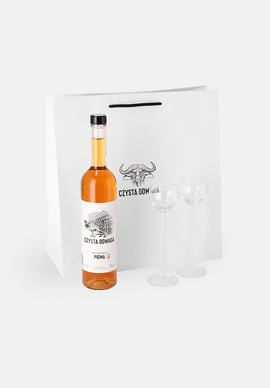 Zestaw prezentowy Czysta Odwaga nalewka o smaku pigwy 500 ml + 2 kieliszki do nalewki oraz torba prezentowa