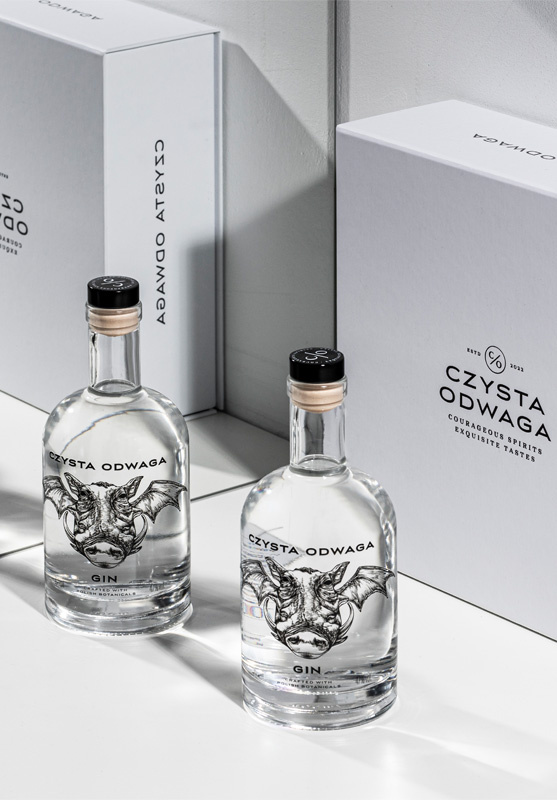 Zestaw prezentowy z alkoholem Czysta Odwaga - 2 sztuki ginu z polskimi botanikami 700 ml w eleganckim pudełku
